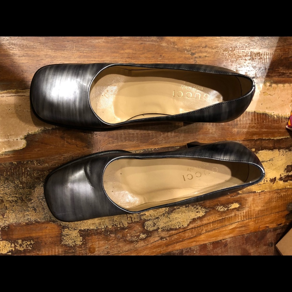 Gucci heels 6B